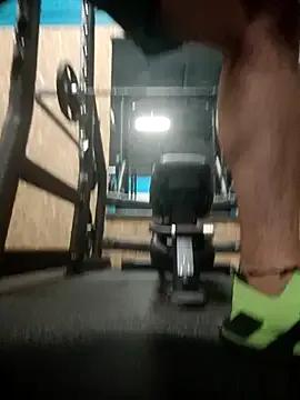 Freechat CloudyMuscleBeefy on StripChat