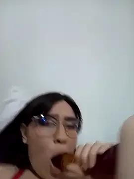 StripChat CoralSmit is Freechat CoralSmit — He gave her 10 videos and a video call