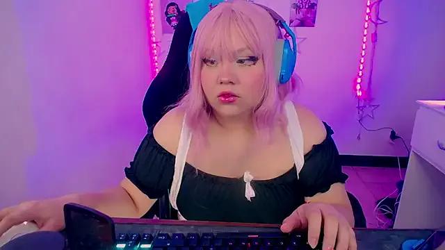 Freechat crystal7u7 on StripChat