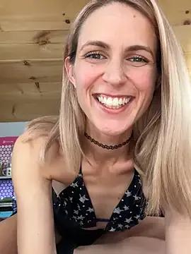 Freechat DanaeJustine on StripChat