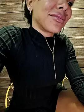 Freechat Doll_Loren on StripChat