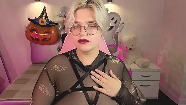 Freechat DominiqueSweetie on StripChat