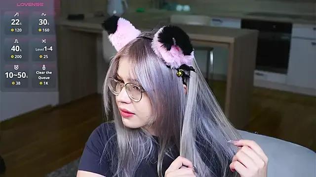 Freechat DonnetteShaban on StripChat