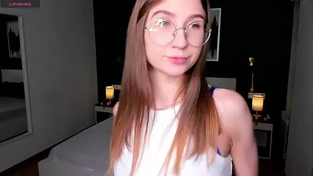 StripChat EditaBand is Freechat EditaBand — make my day happy