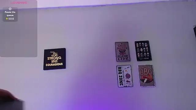 Freechat elizabethboltXXX on StripChat