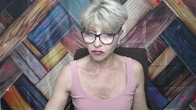 EllaBonito on StripChat 