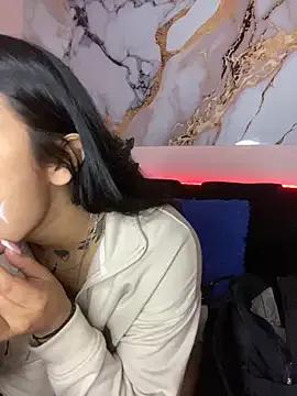 Private emily_22x on StripChat