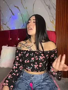 Private emily_22x on StripChat