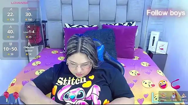 Freechat evelin_zaens on StripChat