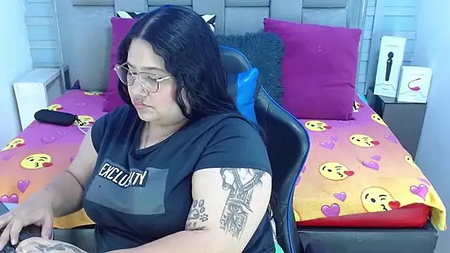 Freechat evelin_zaens on StripChat