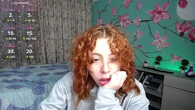 StripChat everest_69 is Freechat everest_69 — milk in the breasts