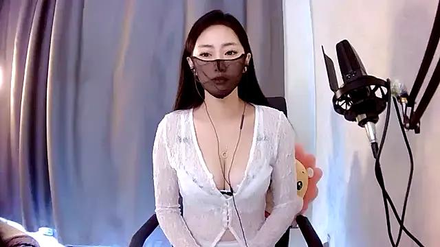 Freechat Fang-Xiaojie on StripChat