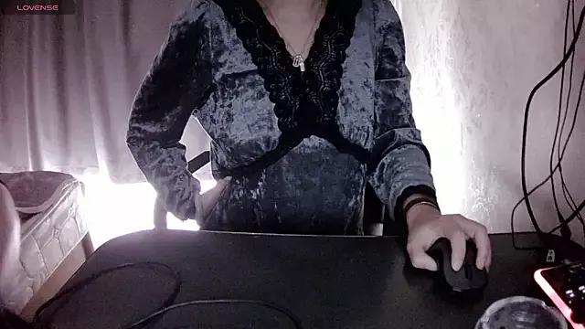 Freechat Fang-Xiaojie on StripChat