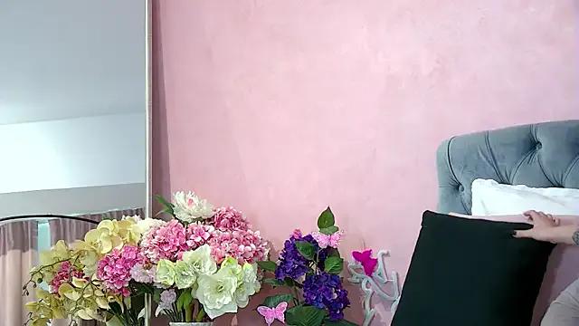 FrancescaMcGray — Tease me