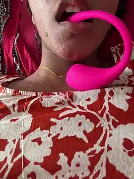 Freechat Goddess_sneha on StripChat