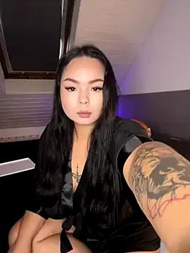 Hana-Noami — Oil tits & Fingering pussy