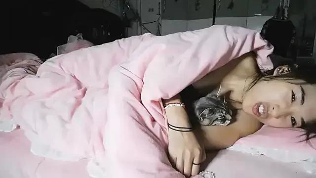 Freechat hebe-02 on StripChat