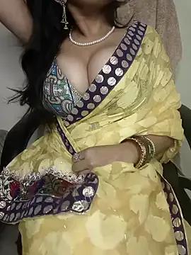 Private Hey_Jully on StripChat