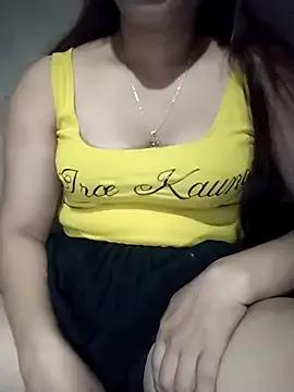 Freechat hinakaka on StripChat