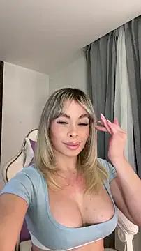 Holli_woul — SQUIRT 