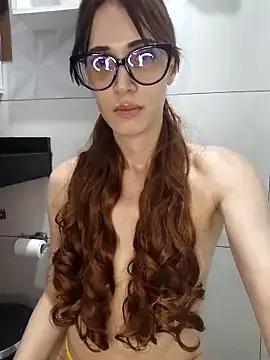 StripChat Irresistible24 is Freechat Irresistible24 — Pelada l fora/ naked in garden