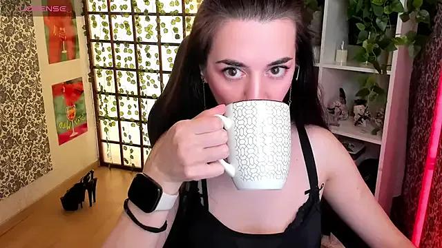 JessicaAlfo on StripChat 