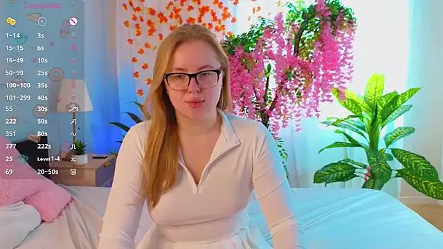 JudithWilson — suck my sweet fingers like ur dick