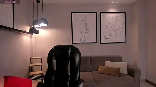 Freechat KatieStonne on StripChat