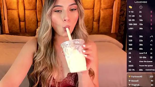 StripChat KiaraCarter is Freechat KiaraCarter — PUT ME IN DOGGY+OIL+SPANK MY ASS