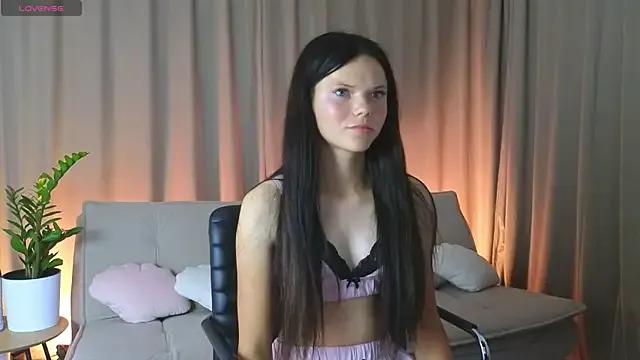 Freechat KikiBlis on StripChat