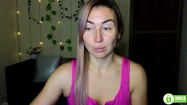 Kiss_julli88I — Wear a swimsuit and wear for 1 hour