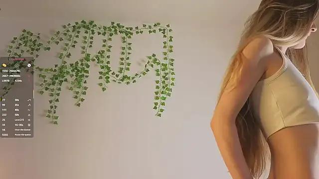 Freechat KissyCloud on StripChat