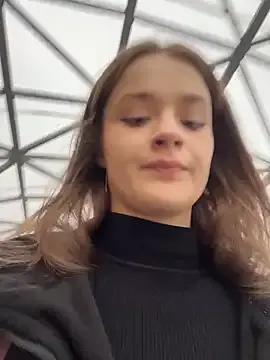 Freechat KittyQueeny on StripChat