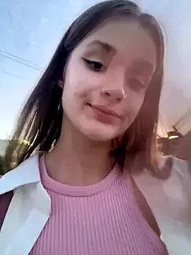 Freechat KittyQueeny on StripChat