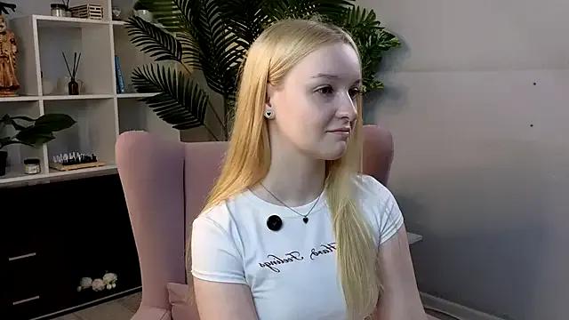 Freechat KrishnaSimmons on StripChat