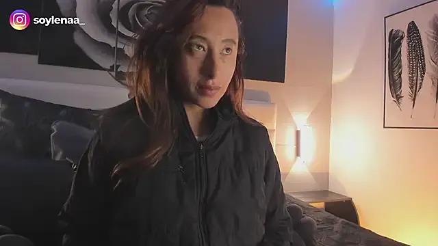 Freechat lena_banks on StripChat