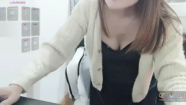 lizi- on StripChat 