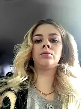 Freechat Love_Bri on StripChat