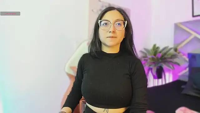 Freechat lucy_neil on StripChat