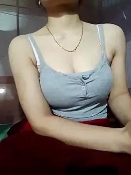 LucyyLy — Freechat on StripChat