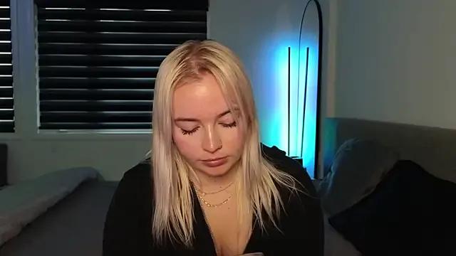 Private margot_robbie7 on StripChat