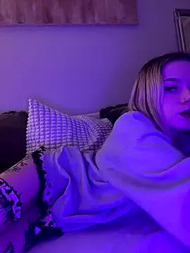 Freechat marnemzavar444 on StripChat