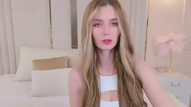 Freechat MarybethSnow on StripChat