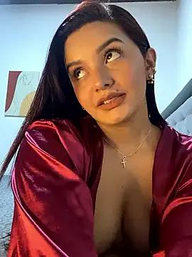 StripChat Melanyprada is Freechat Melanyprada — PINCH MY NIPPLES