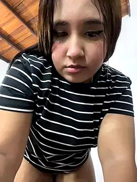 Freechat melyescobar on StripChat