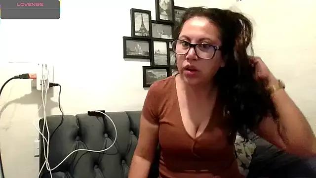 MirandaLatinaLovely — TETAS