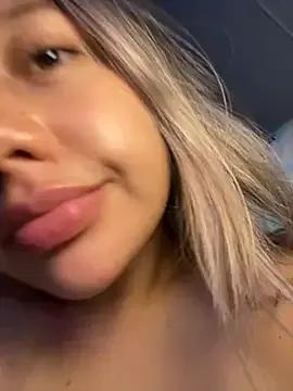 Freechat MissCat_ on StripChat