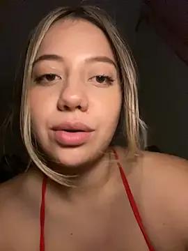 Freechat MissCat_ on StripChat