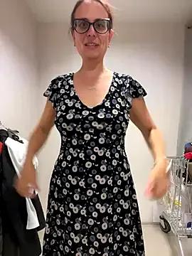 Freechat NataKitten on StripChat