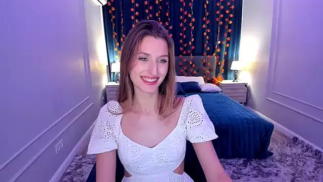 Freechat NaturalBeaty on StripChat